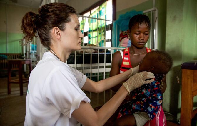 Swiss Doctors setzen sich gegen Kindersterblichkeit ein